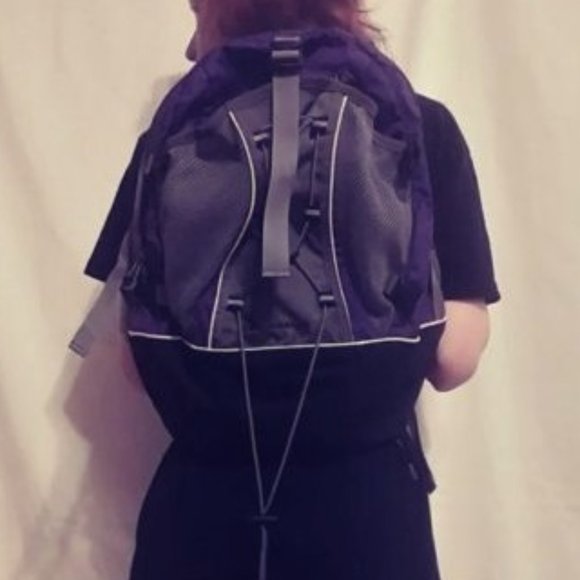 EMS Hiking Backpack with Hydro Bubble - Picture 2 of 8